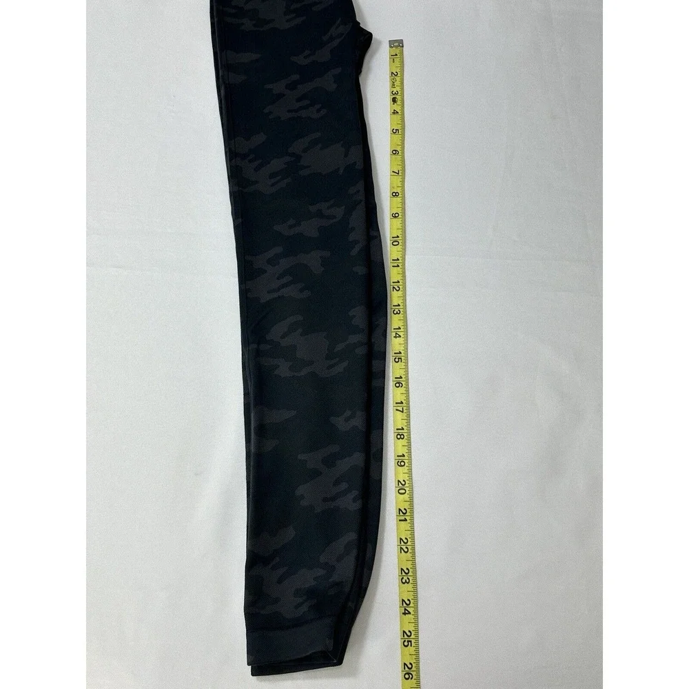 Spanx Leggings Womens Large Black Gray Camo Look At Me Now Seamless L - Picture 5 of 7